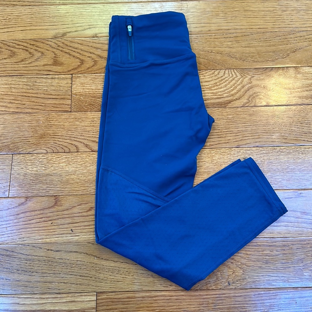 Oiselle Hawkeye 3/4 Tights in Curfew